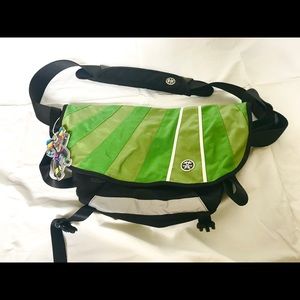 NEW Crumpler Messenger Bag